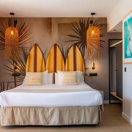 Marins Club - Adults Only فندق كالا مييور